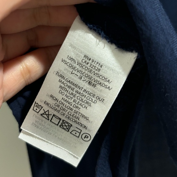 Armani Exchange short sleeve top with front pockets and tie - Picture 8 of 10